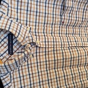 Tommy Hilfiger Beige and Navy Plaid Shirt ( ( XL) W/ Brown Haggar Pant(38x29)